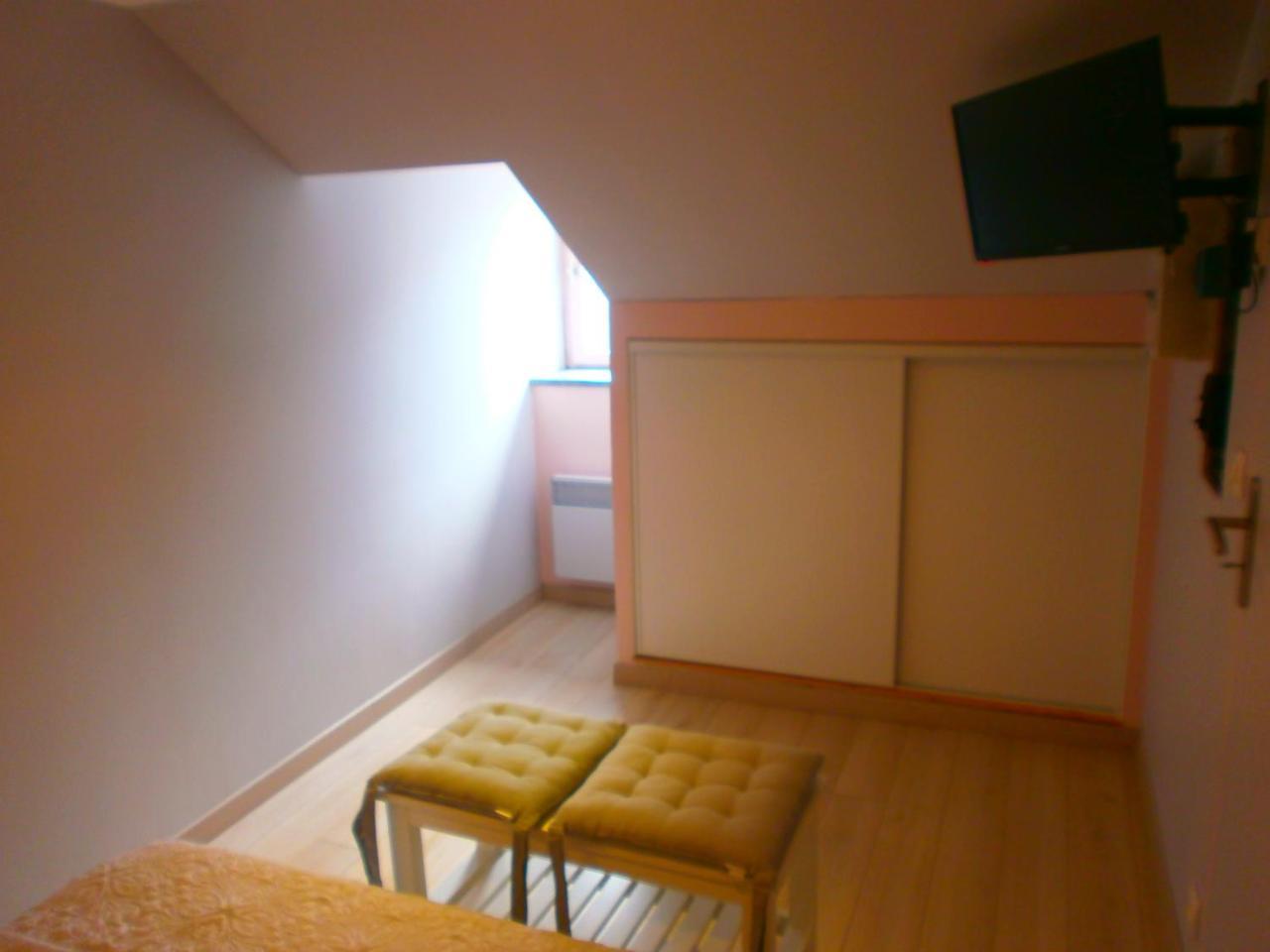 La Succursalle 翁弗勒尔 外观 照片